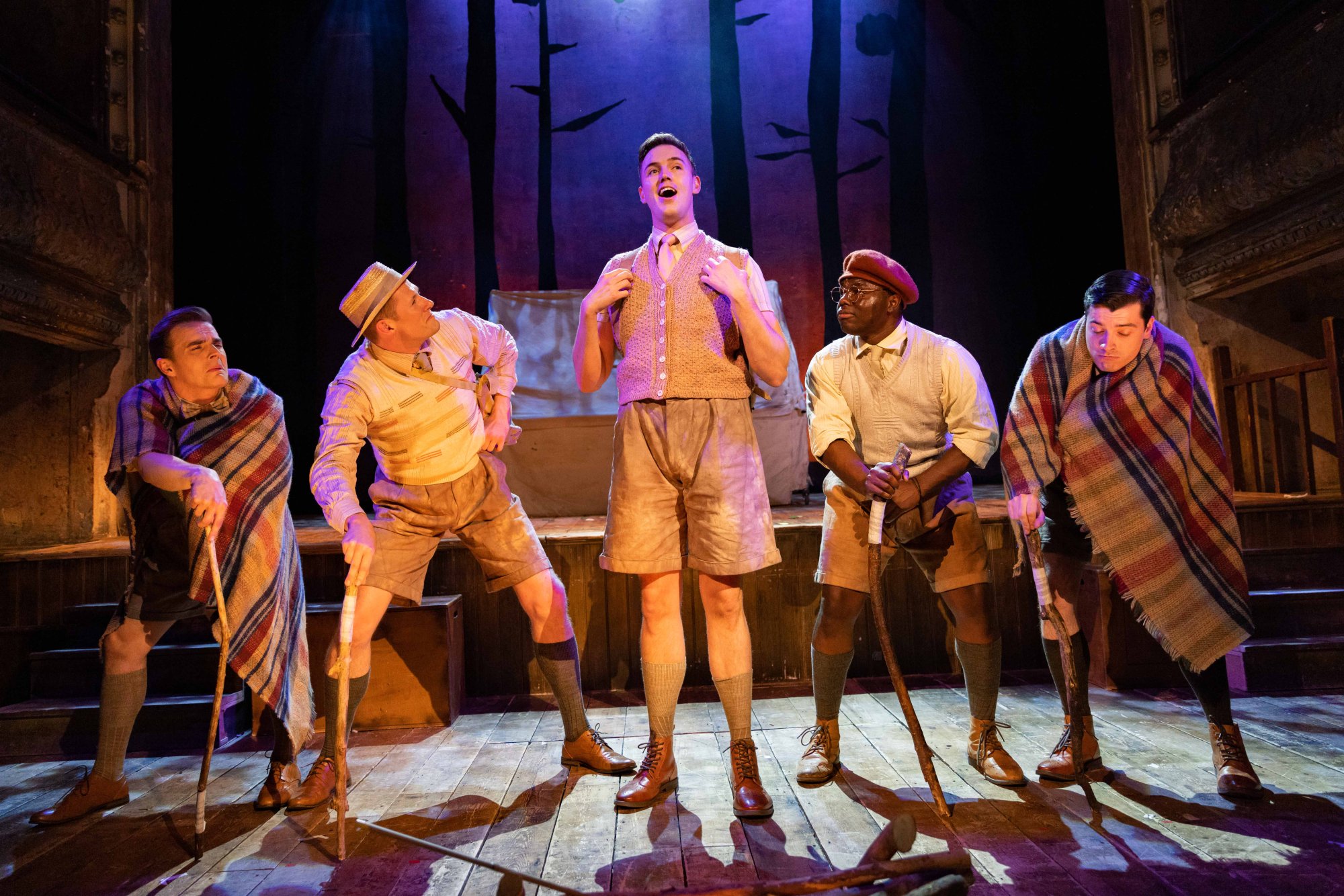 Sasha Regan's all-male Mikado - Wiltons Music Hall 